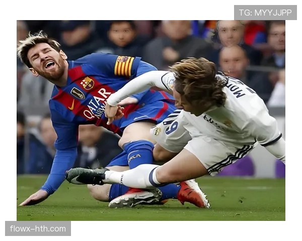 梅西 vs 韦斯利·斯内德：技术核心与全能中场的角色价值对比